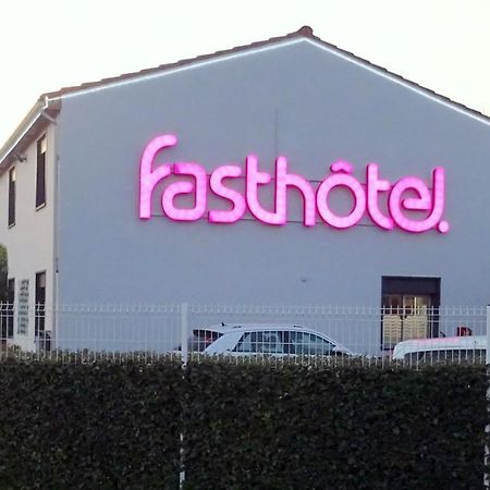 Fasthotel Tarbes Semeac - Un Hotel Fh Confort Dış mekan fotoğraf